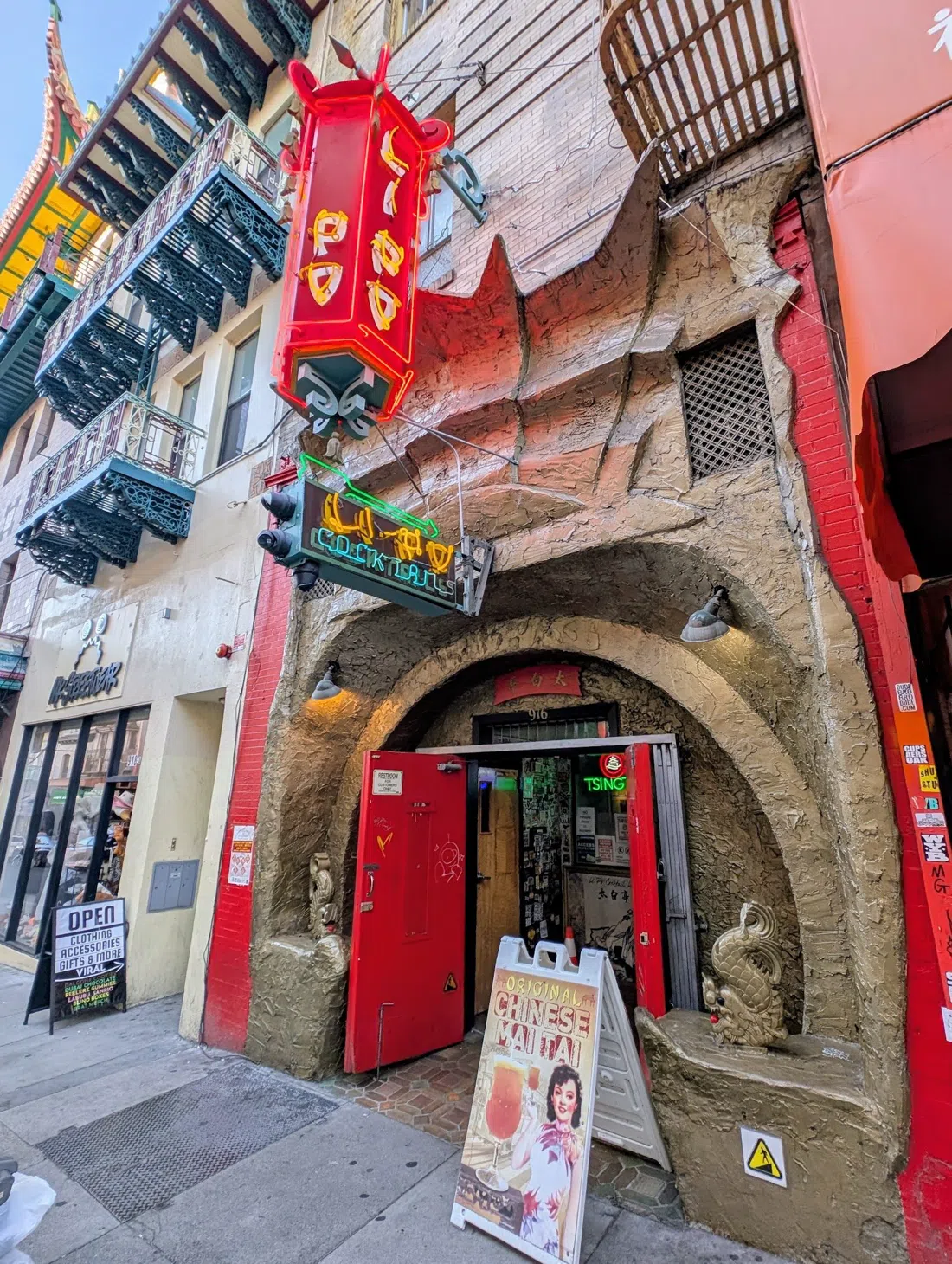 Li Po Cocktail Lounge, San Francisco